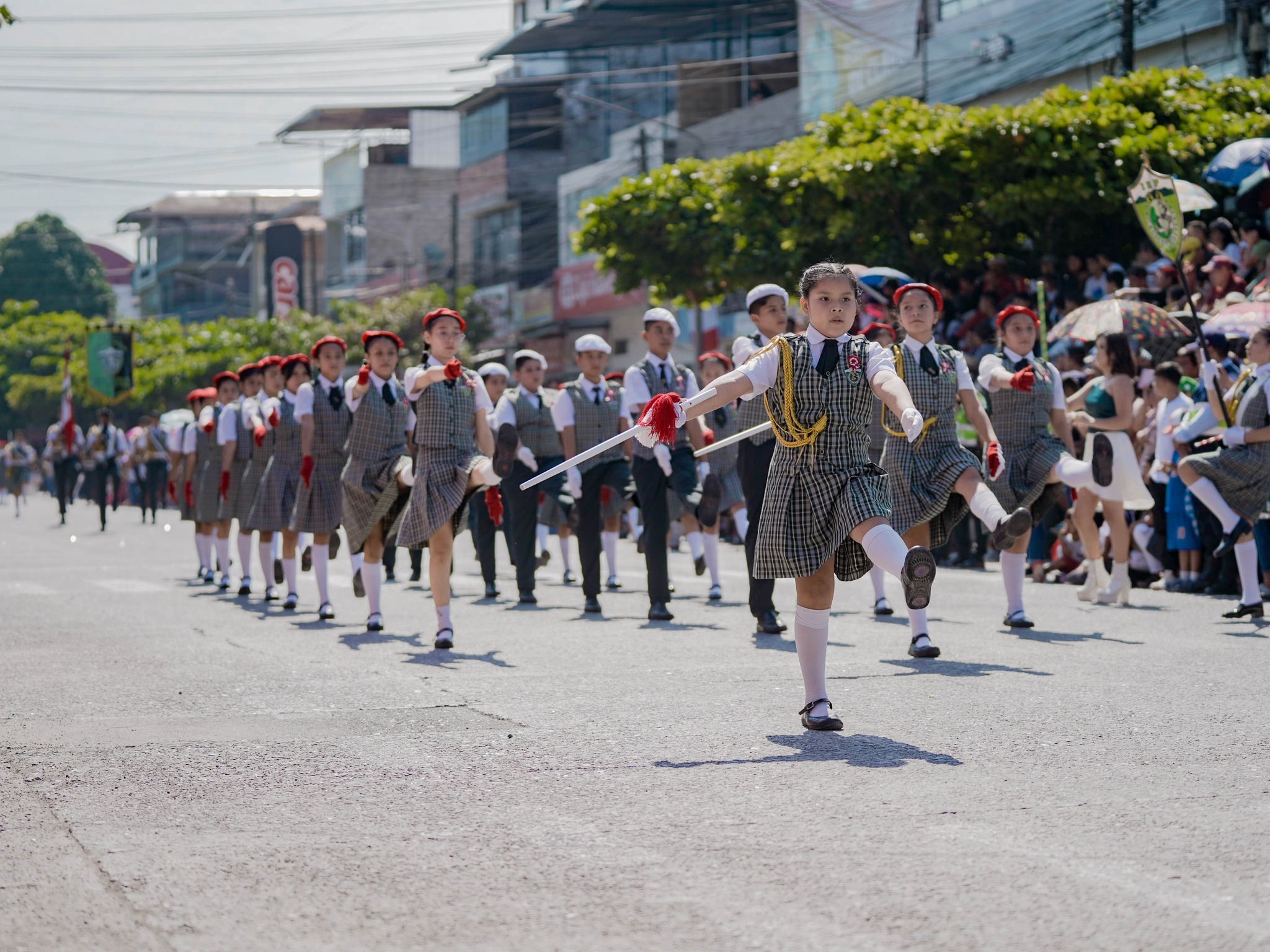 !𝗣𝗔𝗧𝗥𝗜𝗢𝗧𝗜𝗦𝗠𝗢 𝗘𝗡 𝗧𝗜𝗡𝗚𝗢 𝗠𝗔𝗥Í𝗔, DESFILE ESCOLAR 2024!