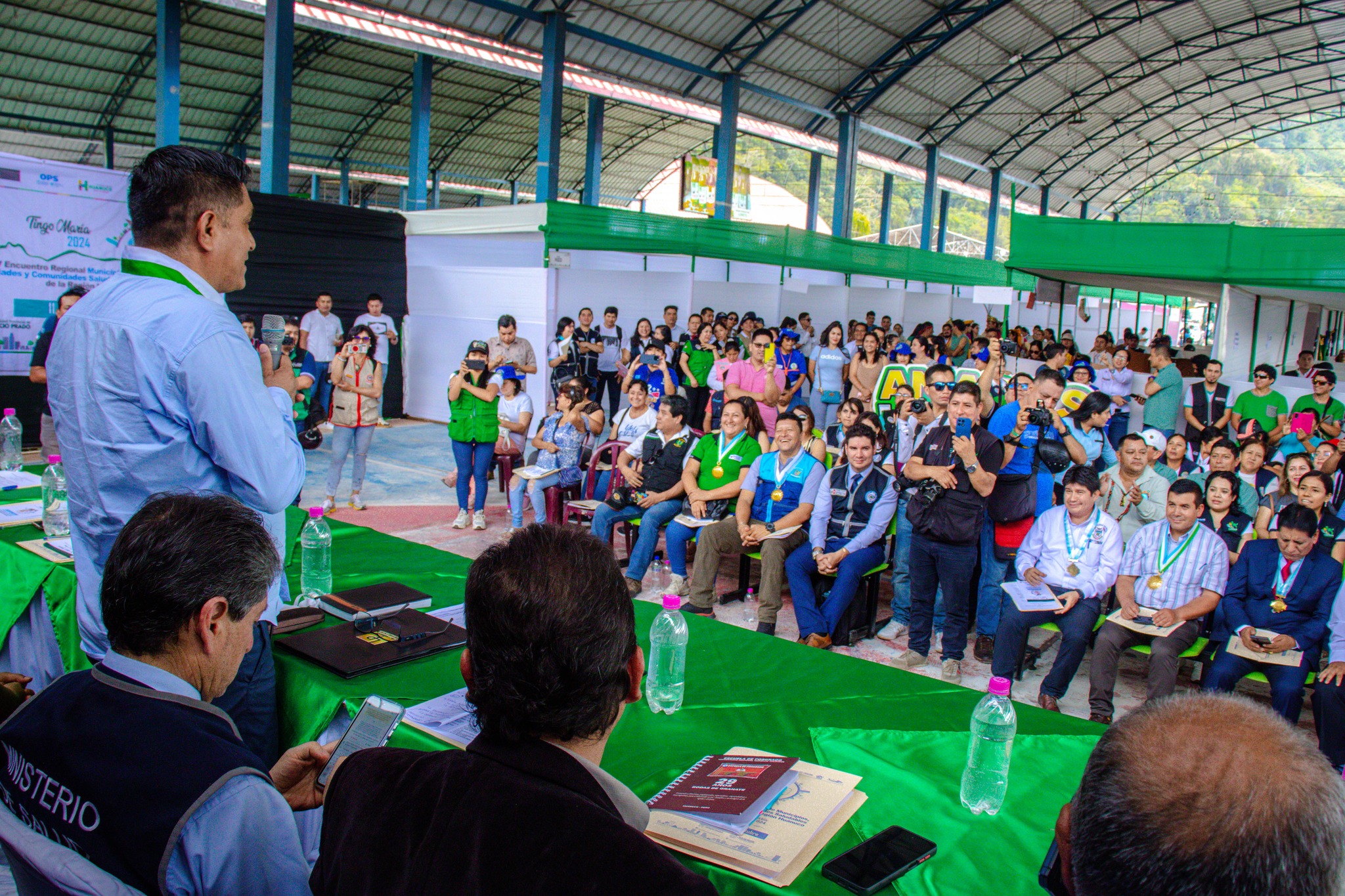 ¡MARX FUENTES DIÓ INICIO AL XV ENCUENTRO REGIONAL DE MUNICIPIOS, CIUDADES Y COMUNIDADES SALUDABLES DE LA REGION HUÁNUCO EN TINGO MARÍA!