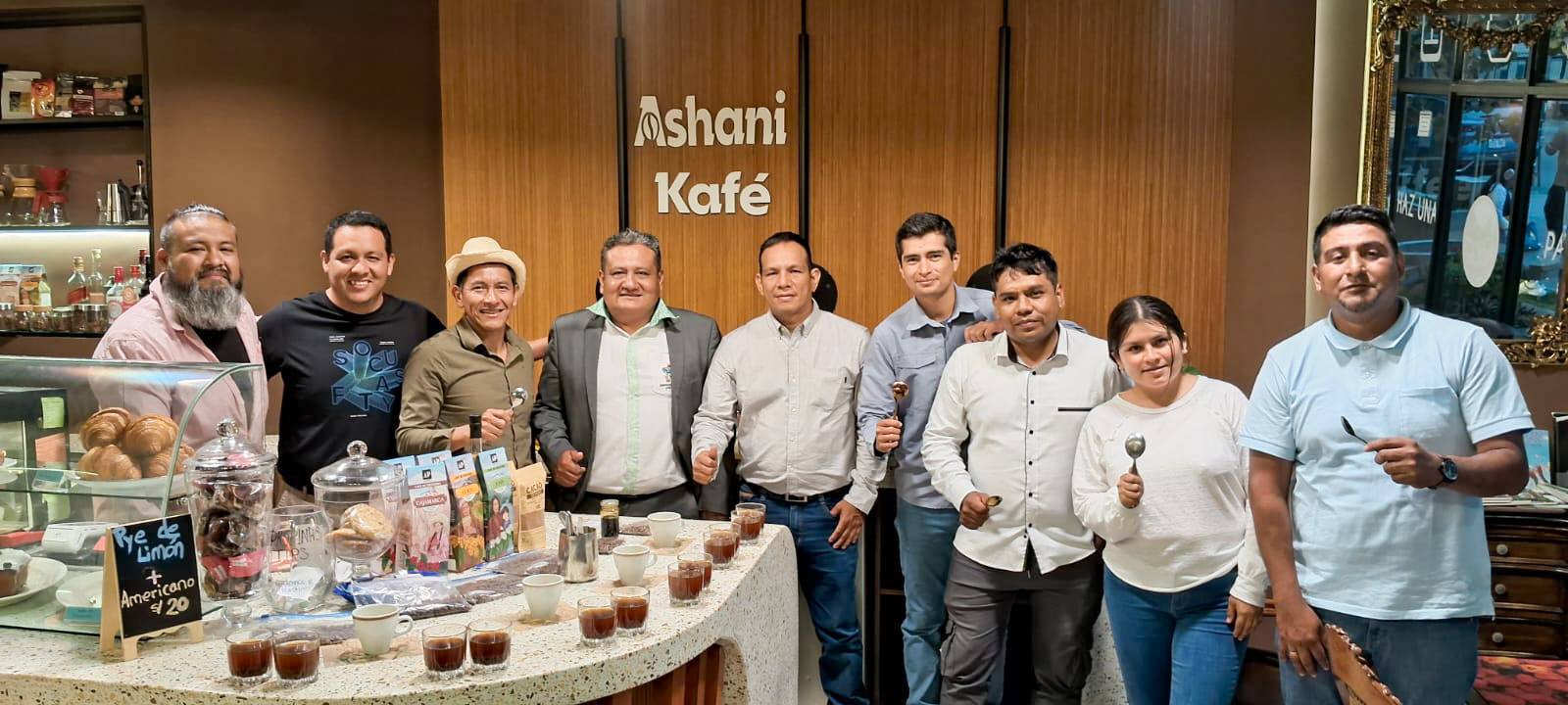 «Seguimos Mostrando y Promociónando los Cafés de Especialidad de la región Huánuco en la Cafeteria «Ashani Kafe» en Lima»
