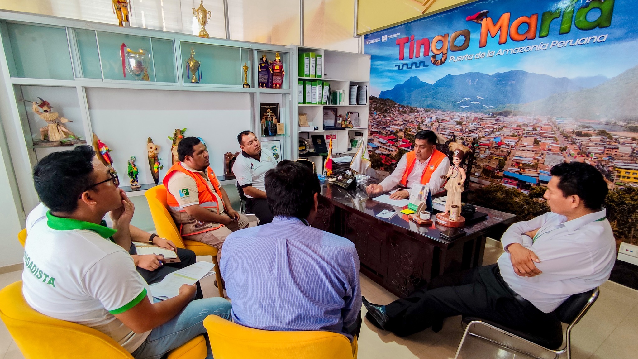 «Tingo María || Fortalecemos capacidades de gestión reactiva del riesgo de desastres con el objetivo de lograr una comunidad resiliente frente a emergencias y desastres. INDECI – Huánuco»