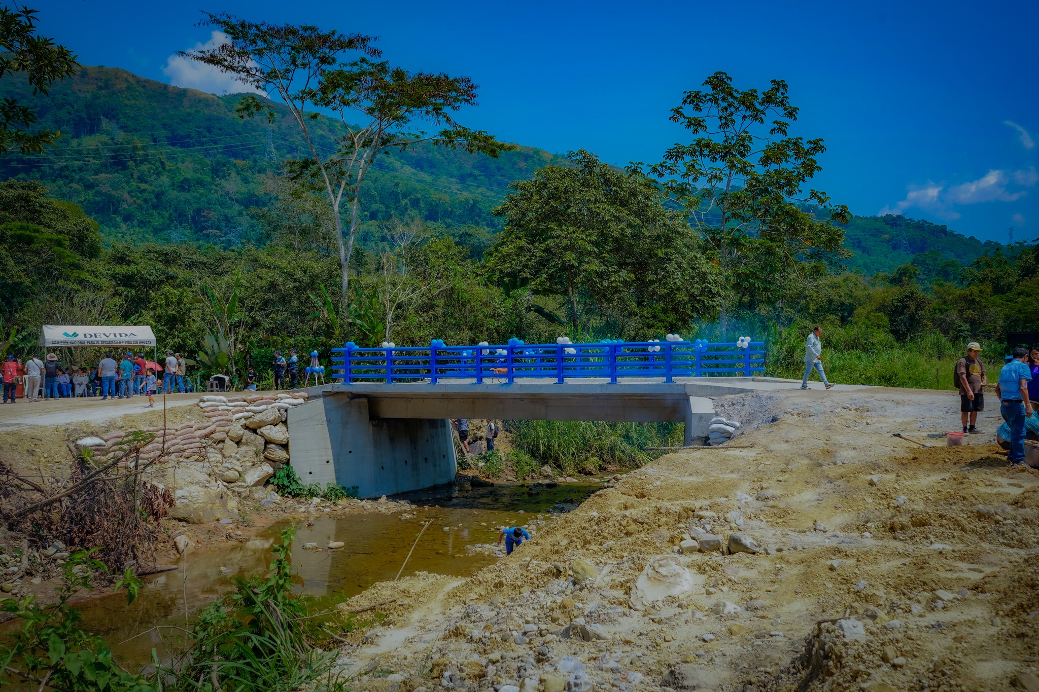 En Nueva Unión, nuevo puente