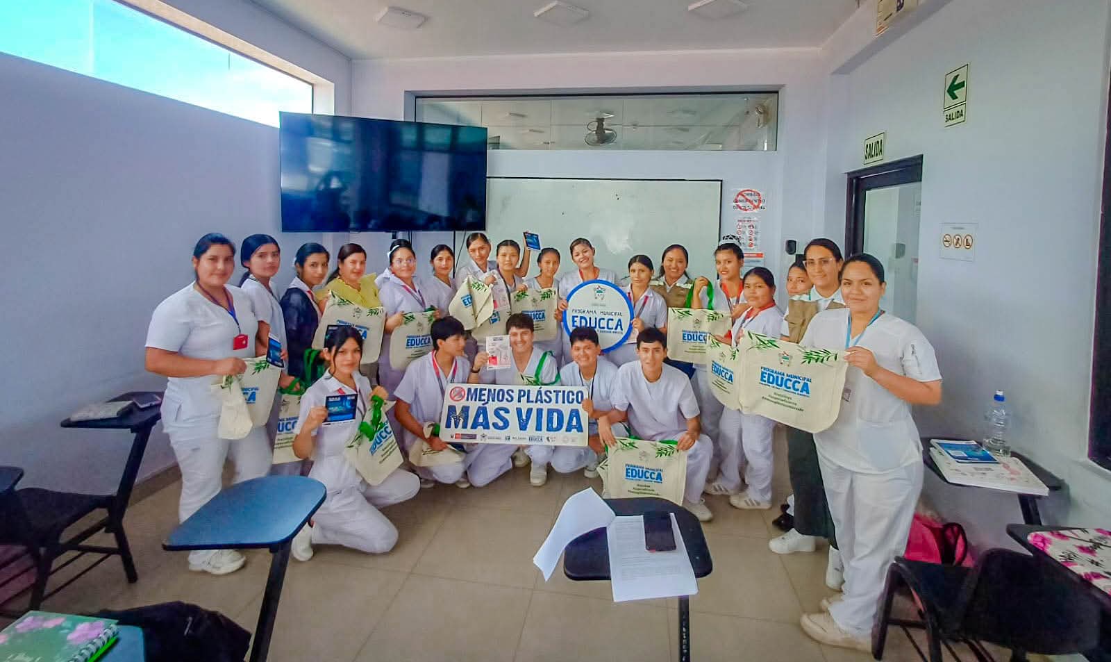 🌿💚 ¡Menos plástico, más vida! ♻️