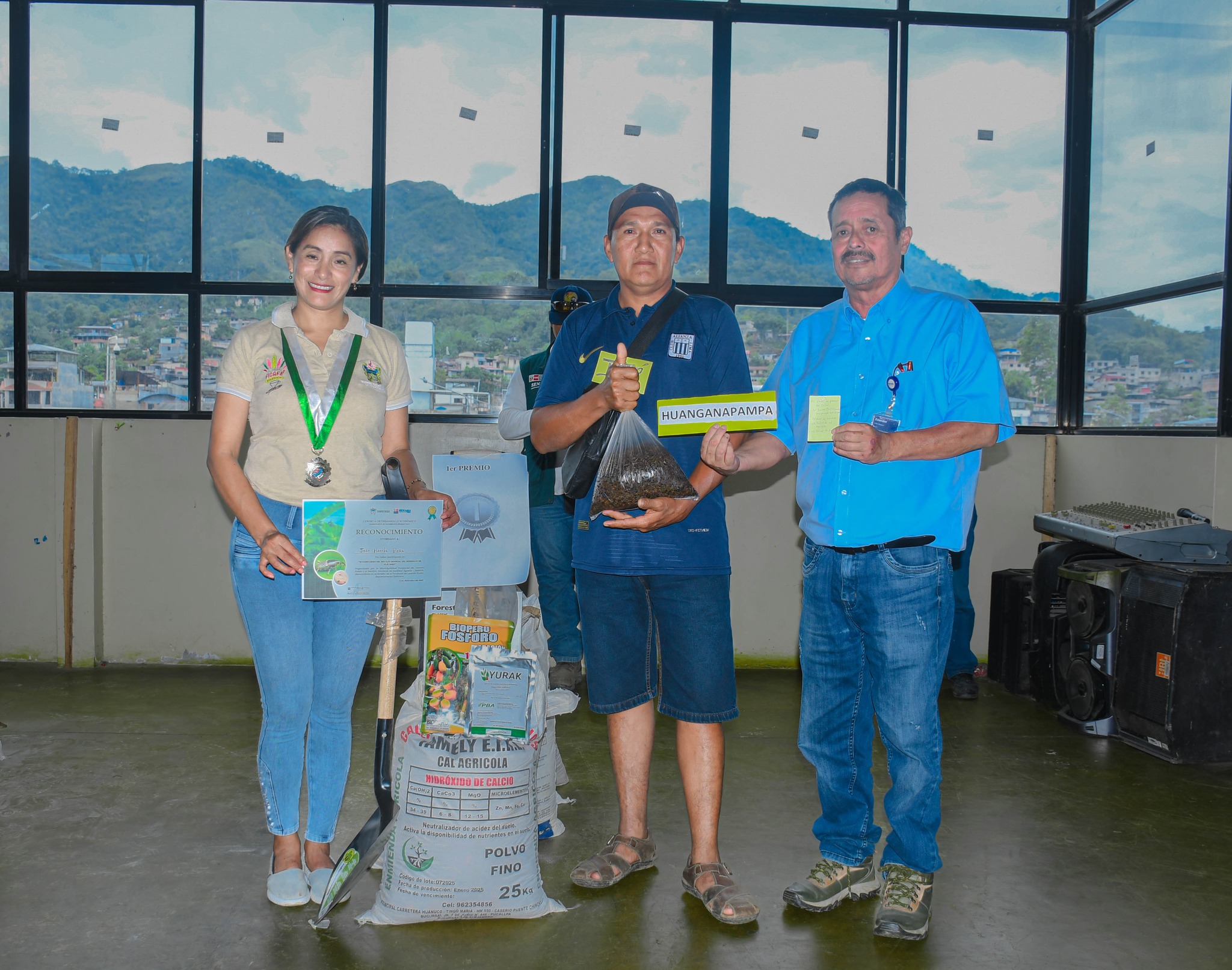 Concurso y Premiación del III Concurso Regional del Recojo Manual del Gorgojo del Plátano
