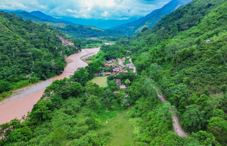 ¡La Revolución Vial avanza con hechos!  en Alto San Juan de Tulumayo